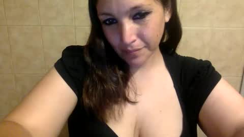 Snapshot of kimberlylynn chatting on 05/08/26, 10:09 KimberlyLynn online show from 05/08/26, 10:09