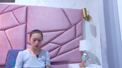 Snapshot of kimberlypink_ chatting on 03/03/26, 11:27 Kimberly online show from 03/03/26, 11:27