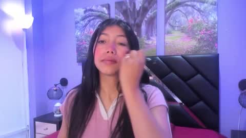 Kimberly Villalobos online show from 11/25/25, 11:32