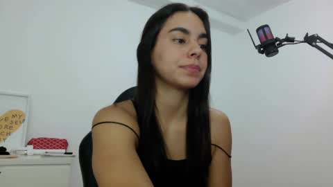 Snapshot of kimcandy_ chatting on 04/03/26, 07:12 CAMI online show from 04/03/26, 07:12