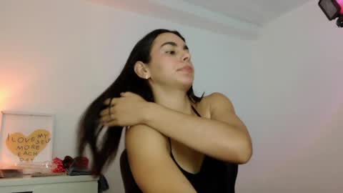 Snapshot of kimcandy_ chatting on 04/10/26, 01:22 CAMI online show from 04/10/26, 01:22