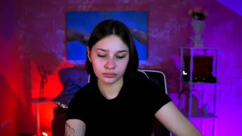 Snapshot of kimclarks chatting on 04/03/26, 05:00 kimclarks online show from 04/03/26, 05:00