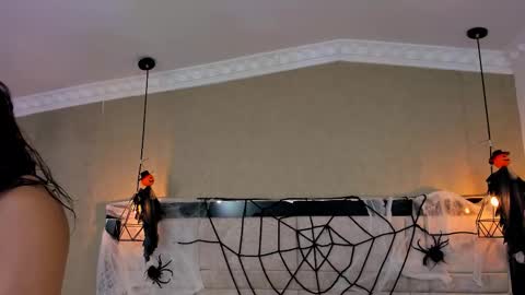 Kim cossey online show from 10/13/25, 02:55