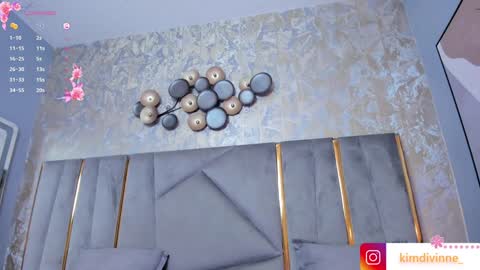 Snapshot of kimdevinne chatting on 01/12/25, 02:24 KIM online show from 01/12/25, 02:24