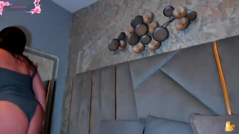  KIM  online show from 05/06/26, 03:24