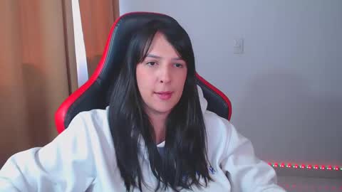 Snapshot of kimflexible_ chatting on 01/31/25, 07:51 Kim 3 online show from 01/31/25, 07:51