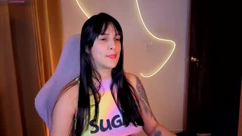 Snapshot of kimflexible_ chatting on 12/19/25, 03:02 Kim 3 online show from 12/19/25, 03:02