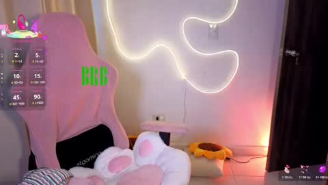 Snapshot of kimflexible_ chatting on 05/20/26, 11:05 Kim 3 online show from 05/20/26, 11:05