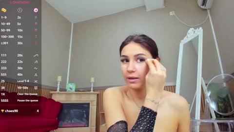 kimi_ivy online show from 03/08/25, 05:38