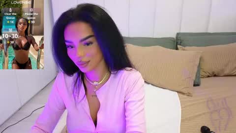 Kim online show from 03/10/25, 04:17