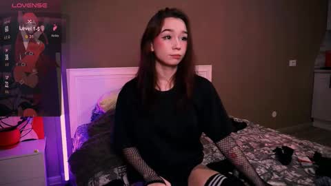 Snapshot of kimiko_luv chatting on 10/10/25, 10:25 Kimiko online show from 10/10/25, 10:25