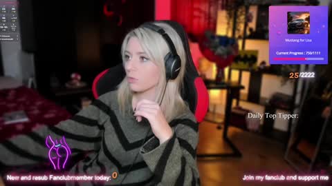 Wolfs Girl online show from 12/18/24, 11:40