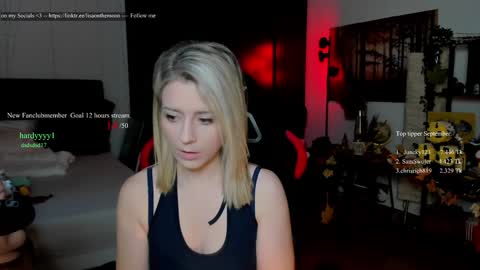 Wolfs Girl online show from 09/27/25, 01:05