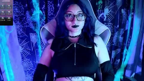   online show from 10/30/25, 01:34