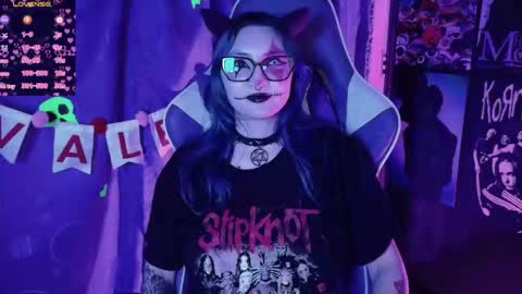 Snapshot of kimlennox__ chatting on 02/18/26, 02:02 Kim Lennox online show from 02/18/26, 02:02