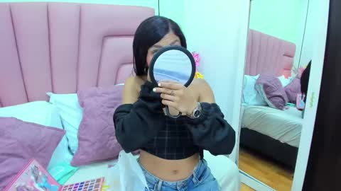 kimluna1 online show from 12/21/25, 03:13