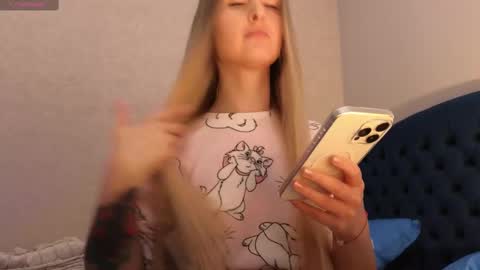 Kimmie online show from 02/21/25, 07:10