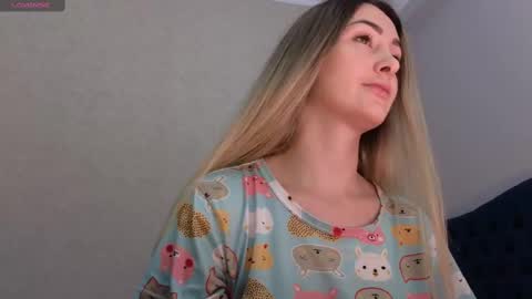 Kimmie online show from 02/24/25, 07:09