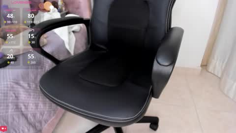 Snapshot of kimmie_kaboom_ chatting on 10/07/25, 07:11 Karla online show from 10/07/25, 07:11