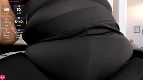 Snapshot of kimmie_kaboom_ chatting on 11/26/25, 07:37 Karla online show from 11/26/25, 07:37