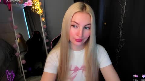 Snapshot of kimmy1_powell chatting on 04/02/26, 02:31 kimmy1_powell online show from 04/02/26, 02:31