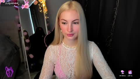Snapshot of kimmy1_powell chatting on 04/11/26, 03:00 kimmy1_powell online show from 04/11/26, 03:00