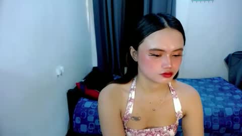 kim ejara online show from 04/28/26, 02:27