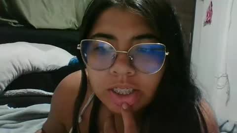 Kimmy online show from 12/30/24, 04:53