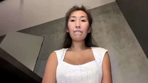 Kimmy online show from 12/23/24, 03:23