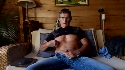 kimonoblues online show from 11/22/25, 02:05