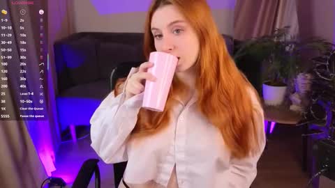 Snapshot of kimplusvibes chatting on 03/06/26, 07:05 online on Wednesday online show from 03/06/26, 07:05