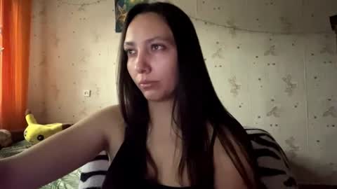 Snapshot of kinacolton chatting on 06/27/26, 01:43 Jenny online show from 06/27/26, 01:43