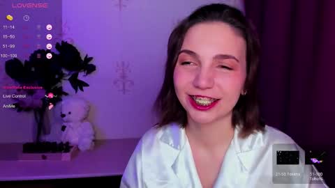 Hazel online show from 02/26/26, 12:20