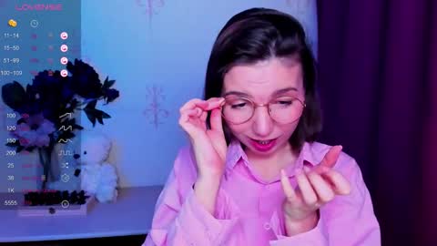 Hazel online show from 03/08/26, 03:32