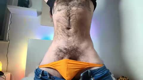 Snapshot of king7045 chatting on 12/14/25, 01:33 king7045 online show from 12/14/25, 01:33