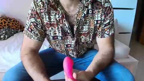 Snapshot of king7045 chatting on 06/07/26, 04:55 king7045 online show from 06/07/26, 04:55