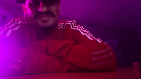 Snapshot of king761987 chatting on 04/10/26, 08:30 king761987 online show from 04/10/26, 08:30