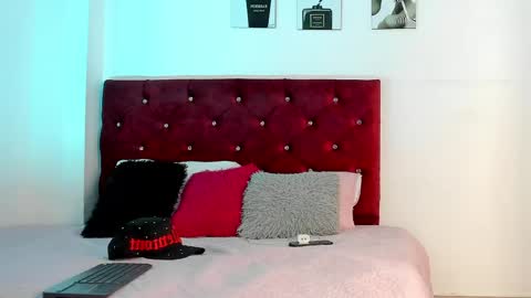 Snapshot of king_ares1 chatting on 05/30/26, 11:07 king_ares1 online show from 05/30/26, 11:07