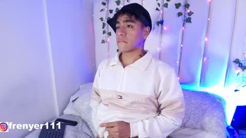 Snapshot of king_azahell chatting on 01/09/25, 03:58 king help me reach 100 likes online show from 01/09/25, 03:58