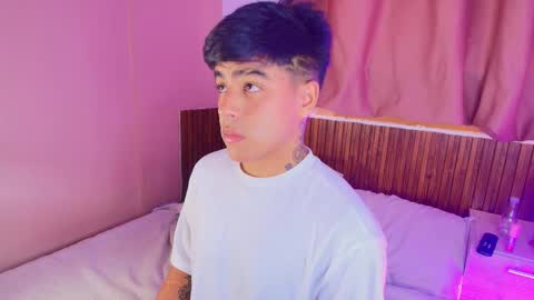 Snapshot of king_azahell chatting on 01/09/26, 08:10 king help me reach 100 likes online show from 01/09/26, 08:10