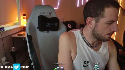 Snapshot of king_cal_ chatting on 12/08/24, 12:08 king_cal_ online show from 12/08/24, 12:08