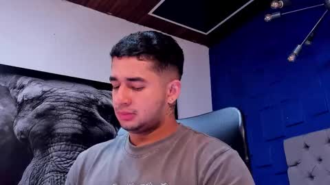 Angel Falconer online show from 12/04/25, 02:43