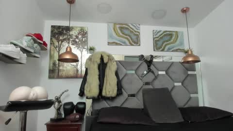 Snapshot of king_fitt_ chatting on 01/23/25, 02:02 HOT MEN BLACK online show from 01/23/25, 02:02