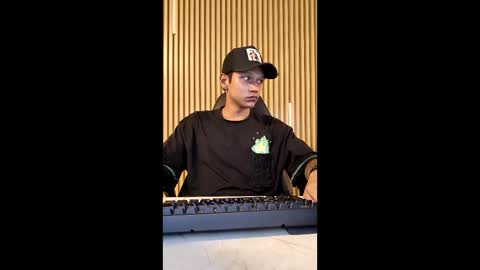 king_sweet58 online show from 04/04/26, 11:24