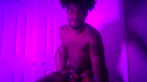 King Almighty01 online show from 10/28/25, 09:13