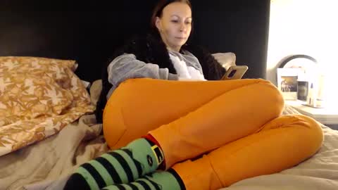 Snapshot of kingandprincess chatting on 04/07/26, 08:31 sexysexyhotwetpinkredpussy online show from 04/07/26, 08:31