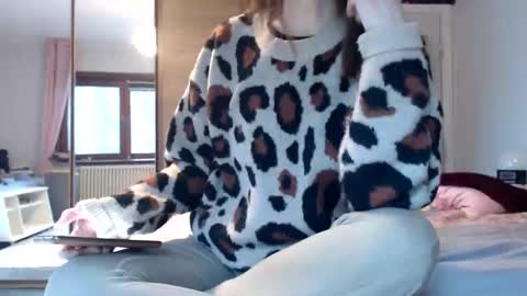 Snapshot of kingandprincess chatting on 04/29/26, 06:03 sexysexyhotwetpinkredpussy online show from 04/29/26, 06:03