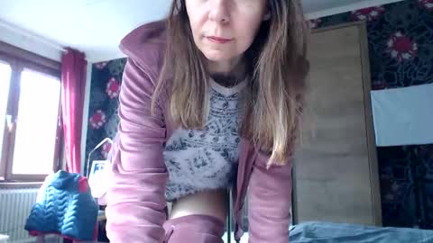 Snapshot of kingandprincess chatting on 05/14/26, 03:08 sexysexyhotwetpinkredpussy online show from 05/14/26, 03:08