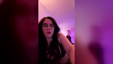 Snapshot of kingcarleoficial chatting on 07/19/26, 09:40 kingcarleoficial online show from 07/19/26, 09:40