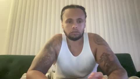 Snapshot of kingdabiggest chatting on 11/16/25, 01:06 KingDaBiggest online show from 11/16/25, 01:06